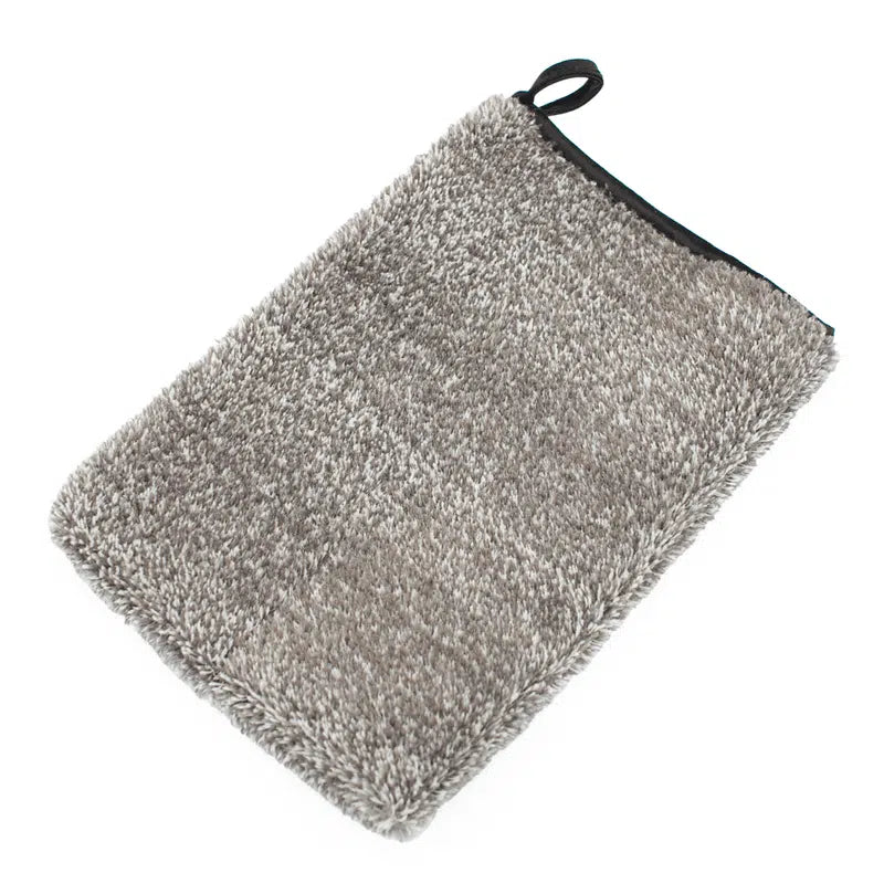 The Rag Company – Salt N’ Pepper Microfiber Interior Mitt 16cm x 23cm