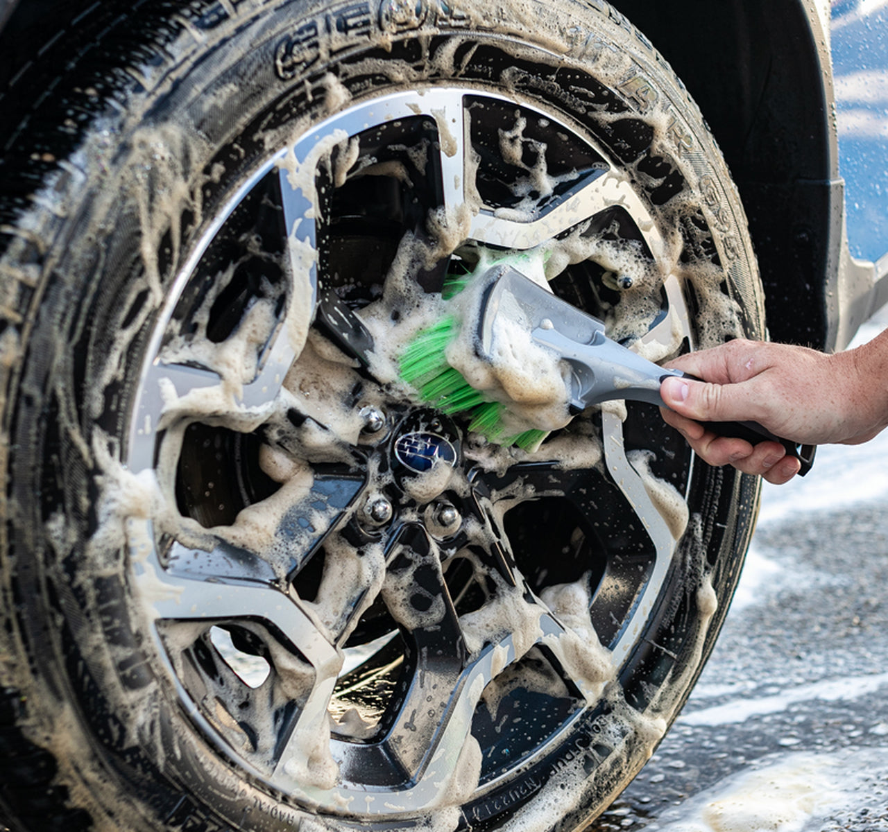 The Rag Company - Soft Grip Wheel And Body Brush Short and Long Handle Kit