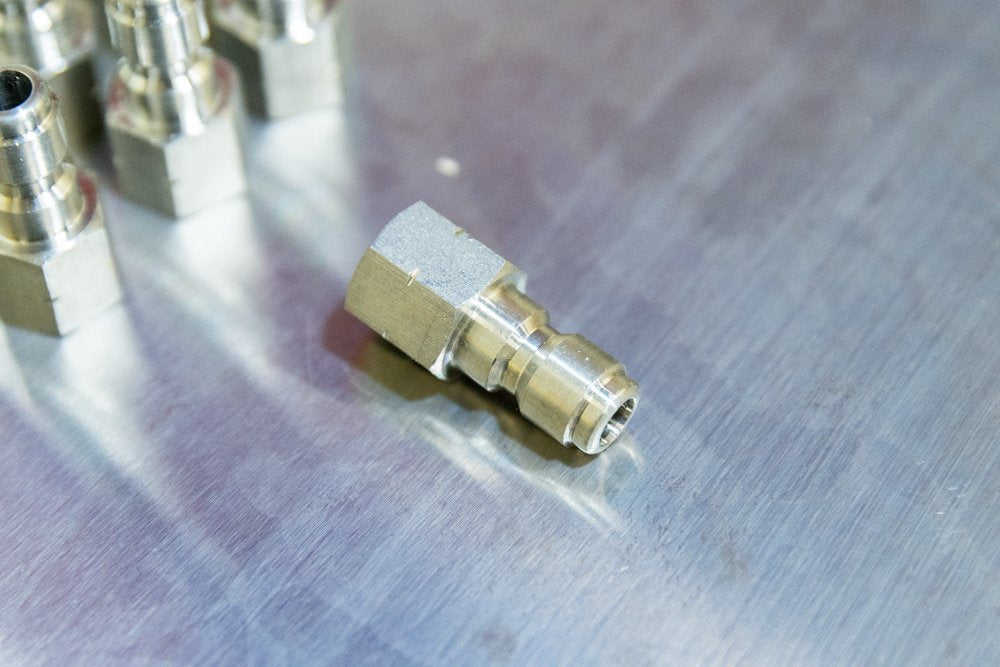 BSP 1/4" Female Stainless Quick Disconnect Plug - Prime Finish Car Care