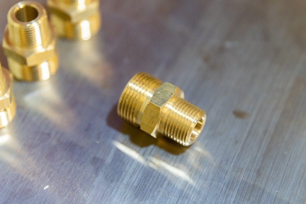 M22 x 3/8" Male Twist and Seal Adaptor - Prime Finish Car Care