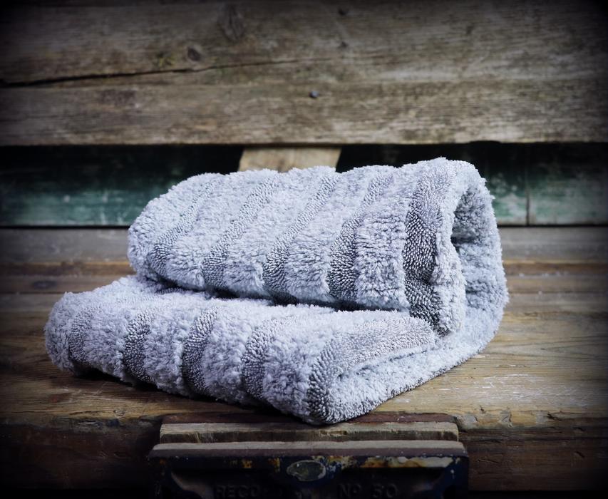Microfiber Madness Chipmunk Edgeless XL Drying Towel (80cm x 60cm)